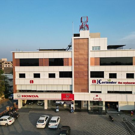 Lords Eco Inn Navsari Ngoại thất bức ảnh