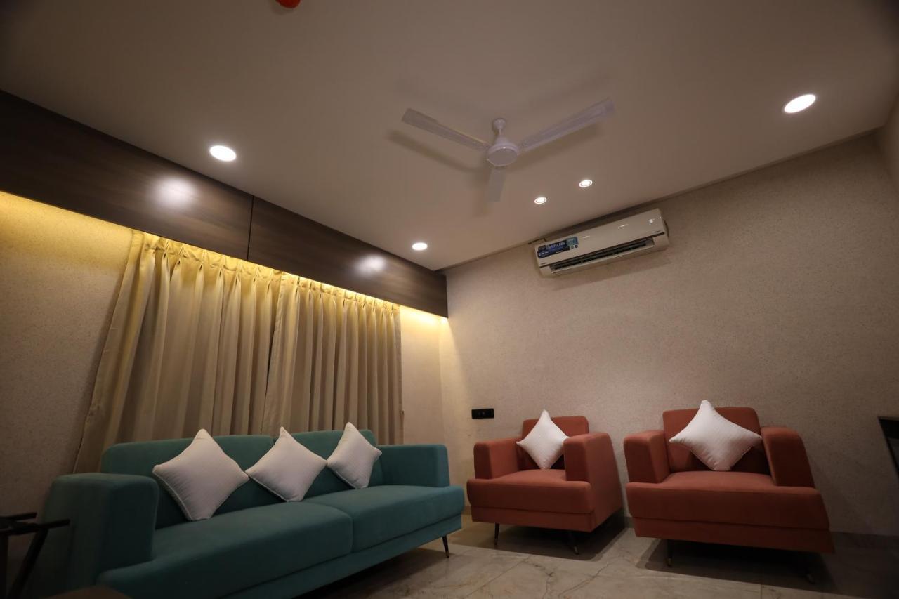 Lords Eco Inn Navsari Ngoại thất bức ảnh